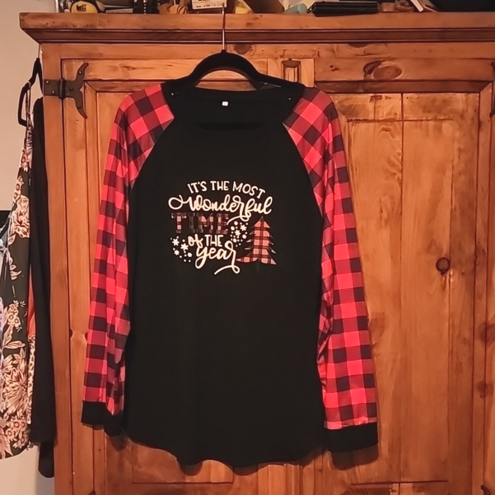 Long sleeve holiday tshirt